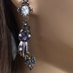 NWT Betsey Johnson earrings 